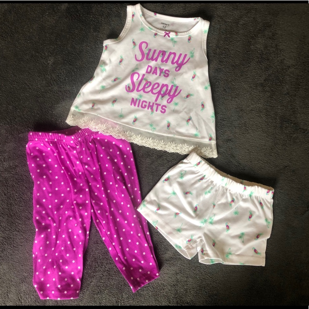 Carter’s pajama set